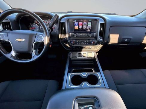 Used 2017 Chevrolet Silverado 1500 LT w/ Redline Edition AWD/4WD image 18