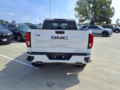 Used 2023 GMC Sierra 1500 Elevation w/ LPO, Elevation Black Package image 20