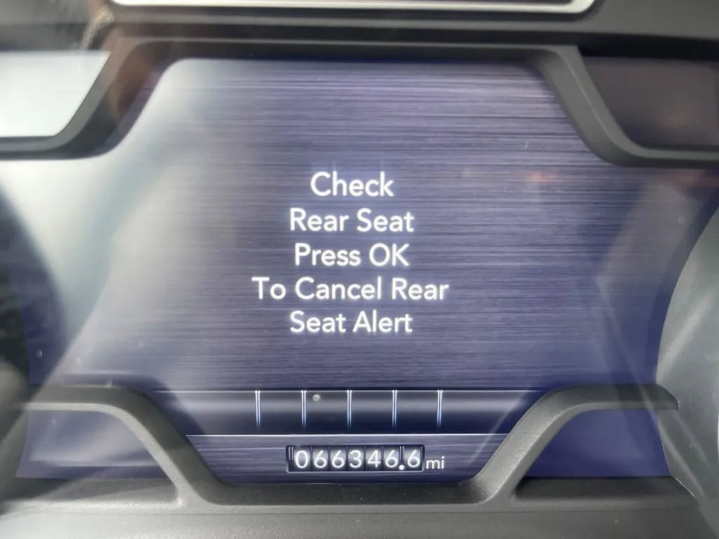 Used 2024 RAM 2500 Laramie AWD/4WD image 27
