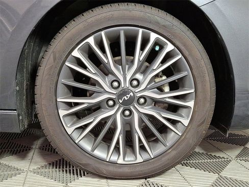 Used 2024 Kia Forte GT-Line image 11