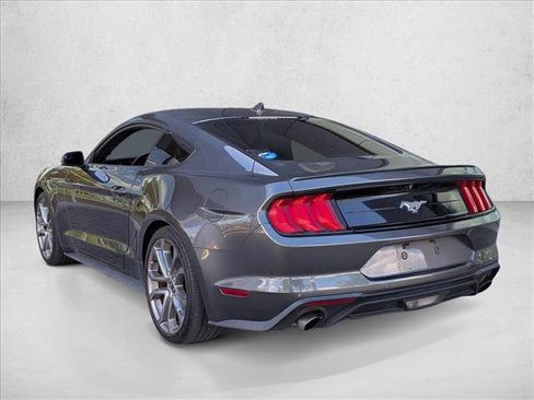 Used 2020 Ford Mustang Premium image 7