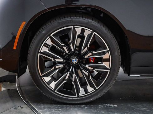 Used 2025 BMW X3 xDrive30i w/ M Sport Package image 12