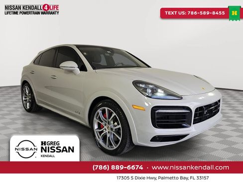 Used 2021 Porsche Cayenne GTS AWD/4WD image 1