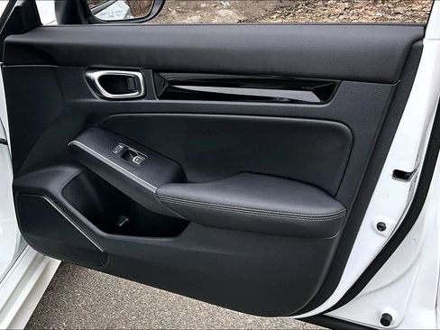 Used 2025 Honda Civic Sport Touring image 22