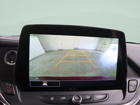Used 2024 Chevrolet Blazer LT w/ Convenience Package FWD image 13