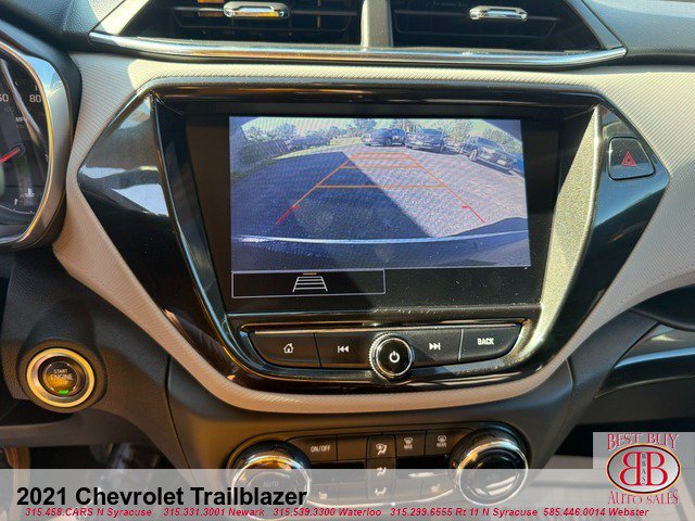 Used 2021 Chevrolet TrailBlazer LT w/ Convenience Package AWD/4WD image 9