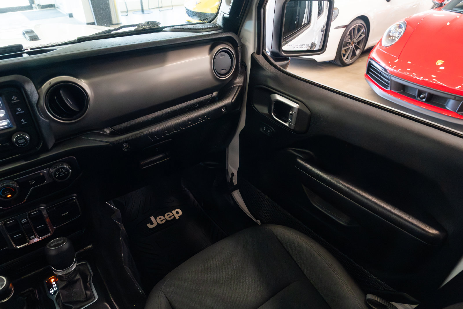 Used 2020 Jeep Wrangler Unlimited Sport S AWD/4WD image 11