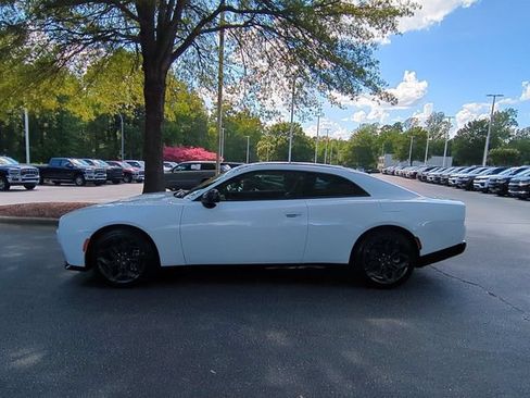 Used 2025 Dodge Charger Daytona R/T w/ Quick Order Package 25M R/T AWD/4WD image 2