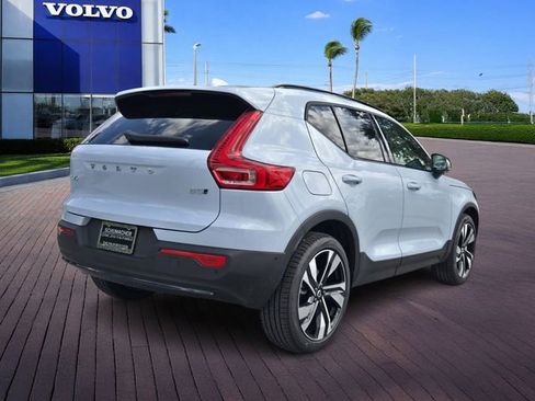 New 2026 Volvo XC40 B5 Ultra AWD/4WD image 7