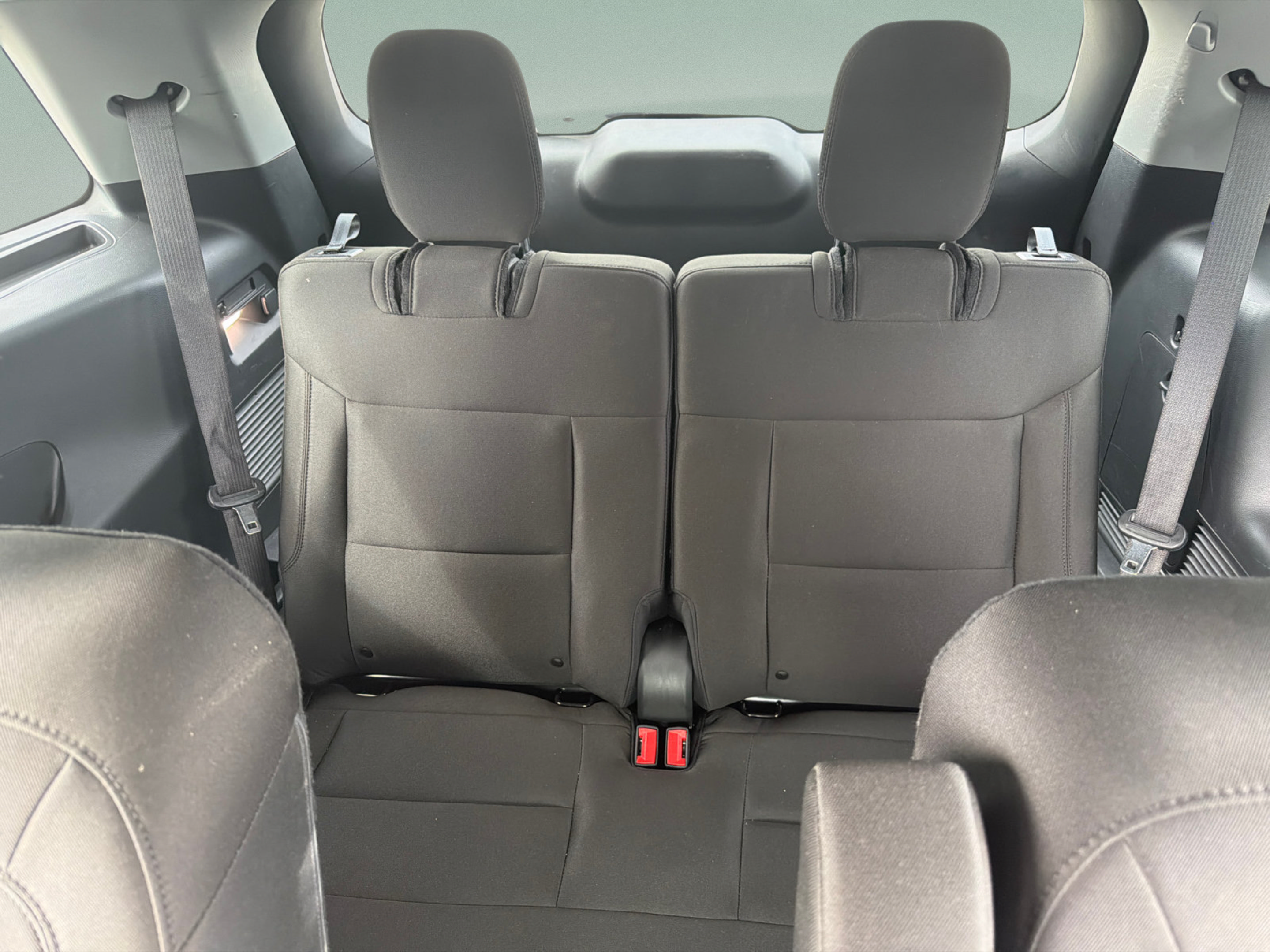 Used 2023 Ford Explorer XLT AWD/4WD image 13