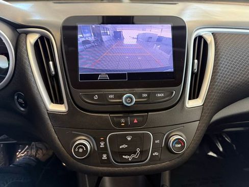 Used 2022 Chevrolet Malibu RS image 15