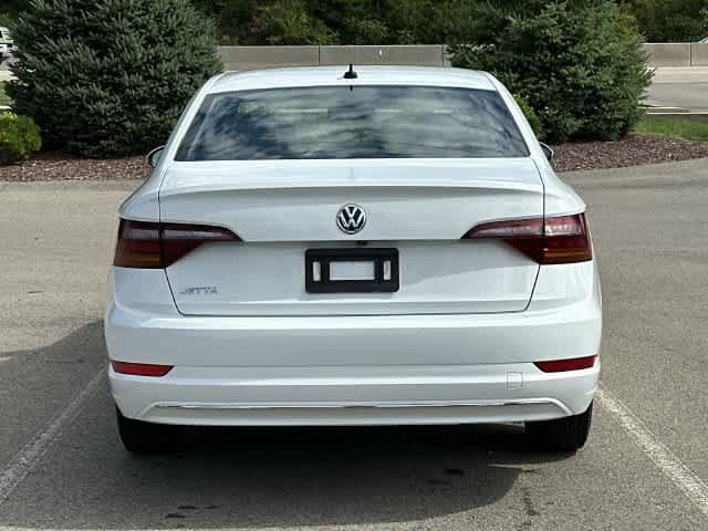 Used 2019 Volkswagen Jetta SE FWD image 4
