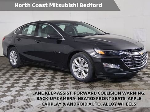 Used 2025 Chevrolet Malibu LT FWD image 1