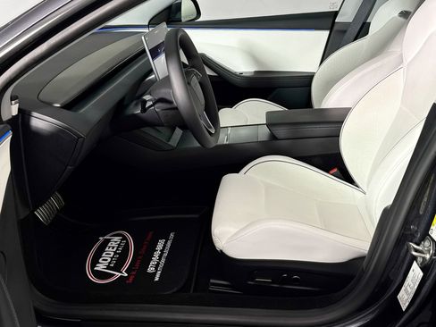 Used 2024 Tesla Model 3 Performance image 19
