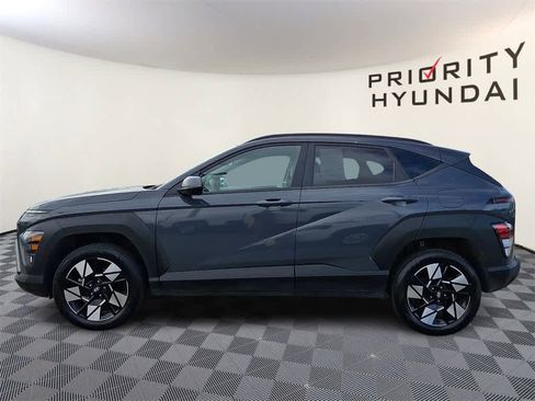 Used 2024 Hyundai Kona SEL image 7