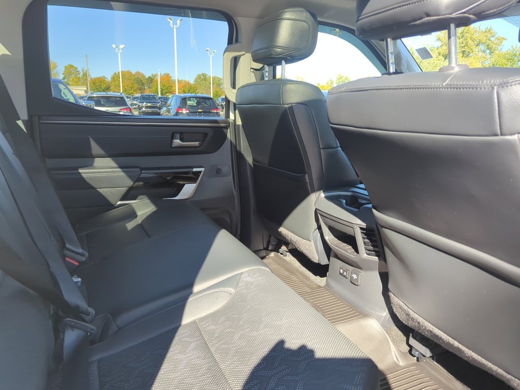 Used 2024 Toyota Tundra Limited AWD/4WD image 17
