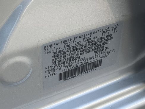 New 2025 Nissan Versa SV w/ Trunk Package image 40