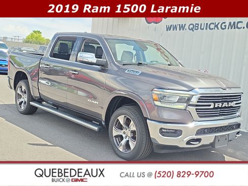 Used 2019 RAM 1500 Laramie AWD/4WD image 1