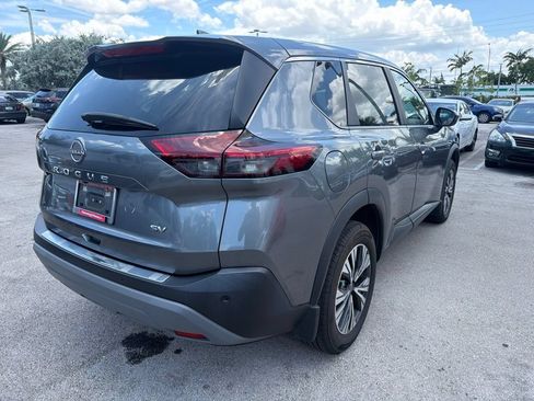 Used 2023 Nissan Rogue SV FWD image 6
