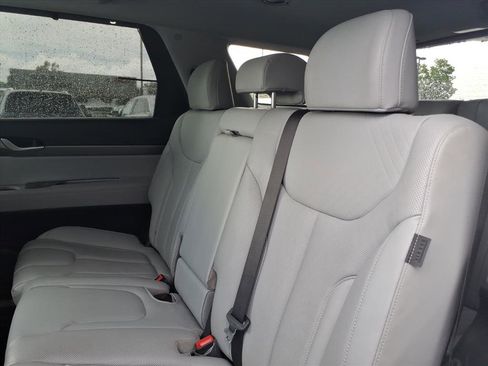 Used 2025 Hyundai Palisade SEL FWD image 12