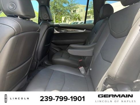 Used 2021 Cadillac XT6 Sport w/ LPO, ONYX Package AWD/4WD image 13