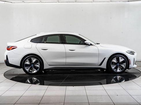 Used 2023 BMW i4 eDrive40 w/ Premium Package RWD image 11