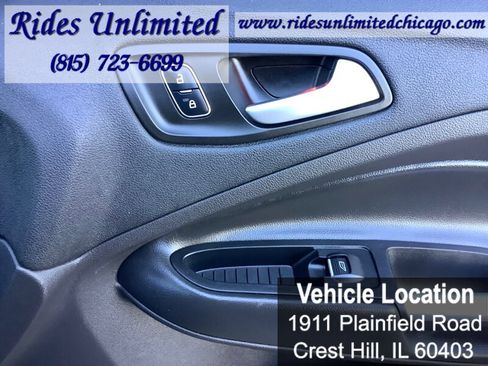 Used 2017 Ford Escape Titanium image 31