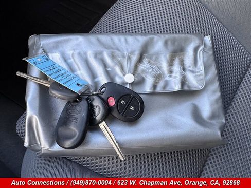 Used 2006 Toyota Tacoma PreRunner RWD image 19