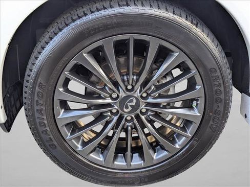 Used 2023 INFINITI QX80 Sensory w/ Cargo Package image 27