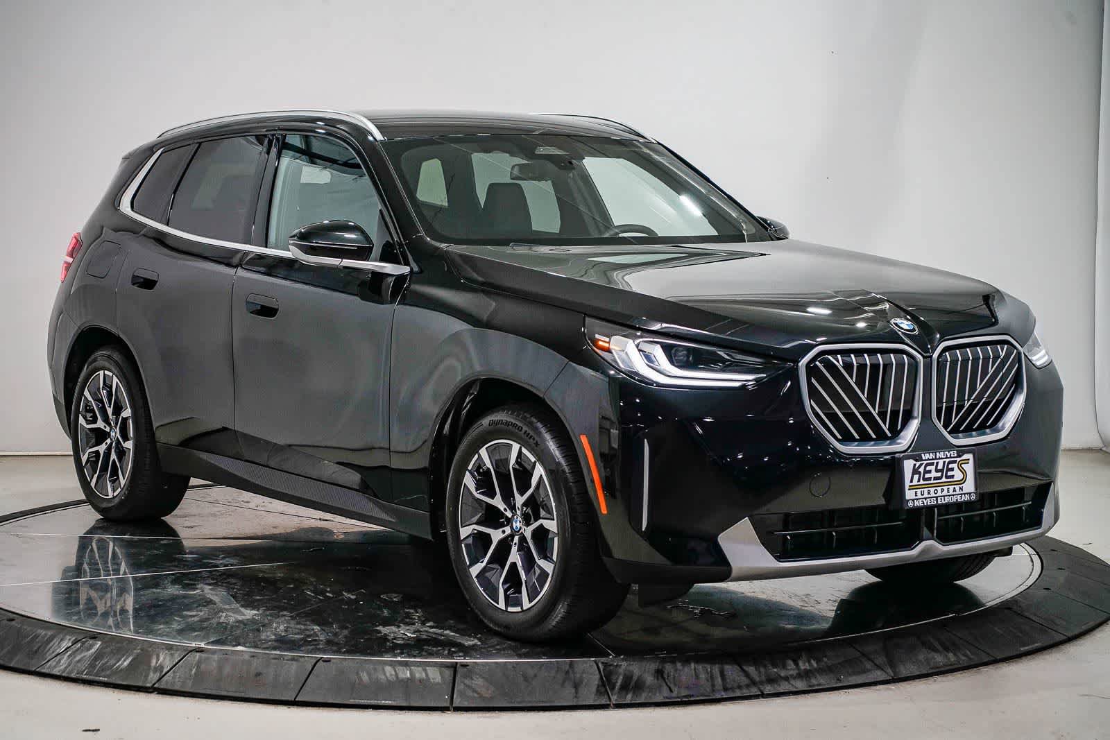Used 2025 BMW X3 xDrive30i AWD/4WD image 5