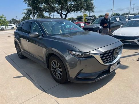 Used 2020 MAZDA CX-9 Touring w/ Touring Premium Package FWD image 4