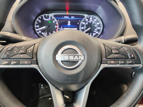 Used 2024 Nissan Sentra SV image 18