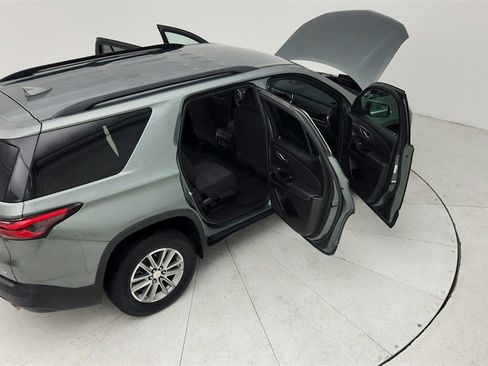 Certified 2023 Chevrolet Traverse LT image 45