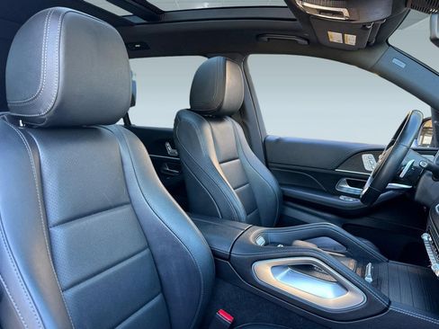 Used 2023 Mercedes-Benz GLS 450 4MATIC image 32