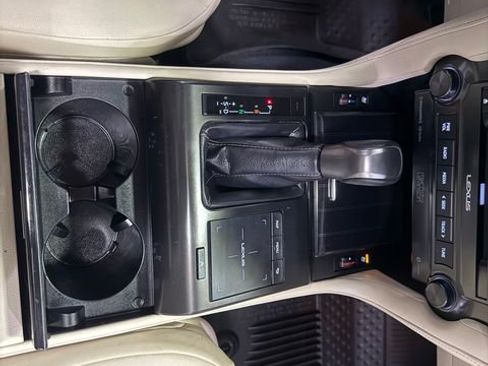 Used 2022 Lexus GX 460 Premium image 23