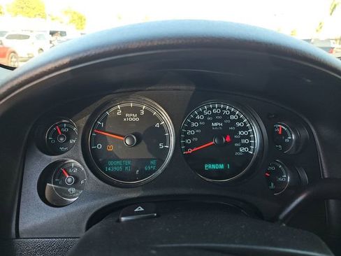 Used 2011 GMC Sierra 2500 Denali w/ Suspension Package, Off-Road image 8