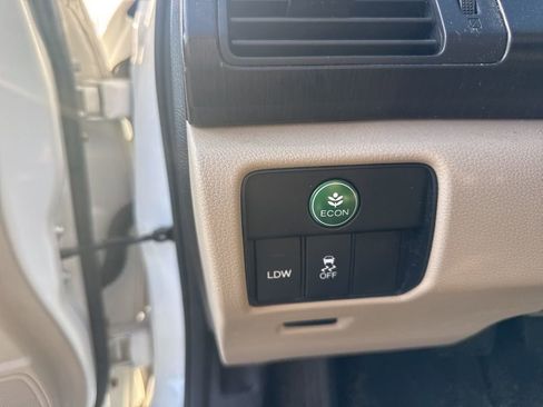 Used 2015 Honda Accord EX-L image 28