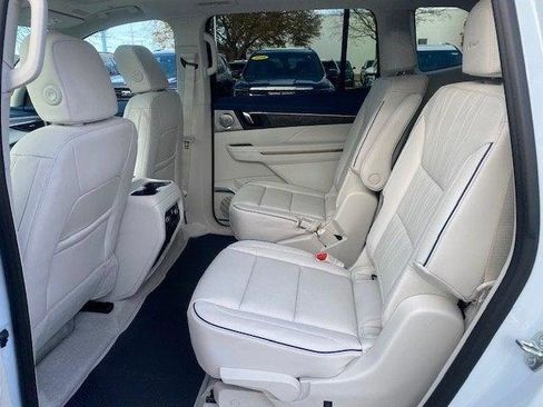 New 2026 Buick Enclave Avenir w/ Super Cruise Package image 11