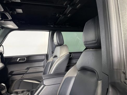 Used 2025 Ford Bronco Outer Banks AWD/4WD image 27
