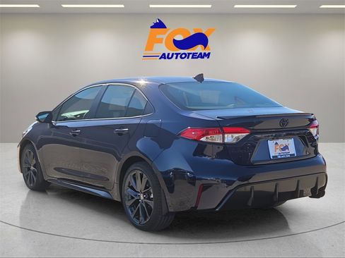 New 2026 Toyota Corolla SE image 3