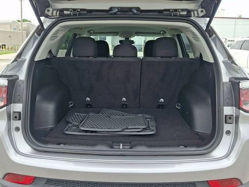 Used 2019 Jeep Compass Sport w/ Cold Weather Group AWD/4WD image 30