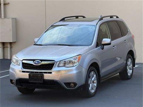 Used 2016 Subaru Forester 2.5i Premium AWD/4WD image 4
