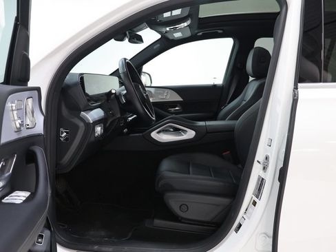 Used 2026 Mercedes-Benz GLS 450 4MATIC image 16