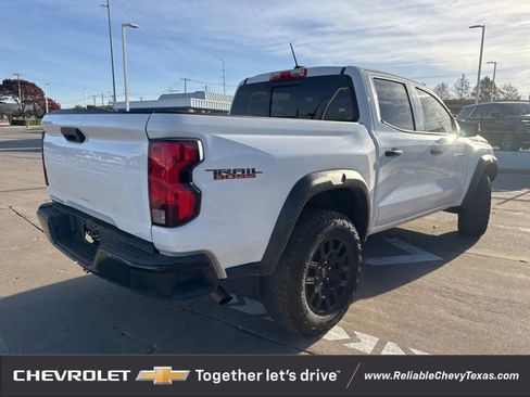 Certified 2024 Chevrolet Colorado Trail Boss image 9