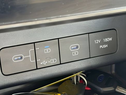 Used 2025 Hyundai Sonata SEL FWD image 25
