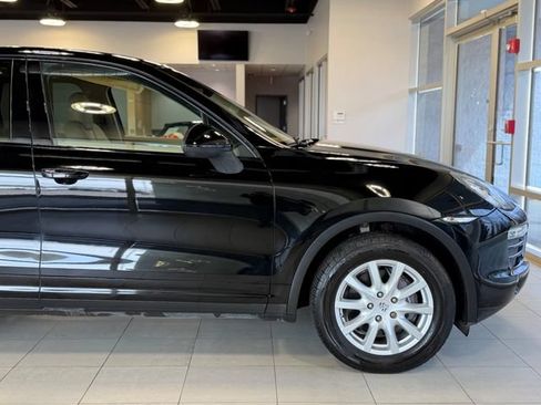 Used 2012 Porsche Cayenne AWD/4WD image 17