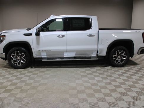 New 2026 GMC Sierra 1500 SLT w/ SLT Premium Plus Package AWD/4WD image 9