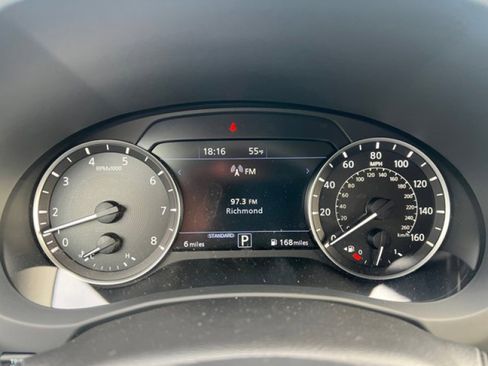 New 2025 INFINITI QX50 Luxe image 18