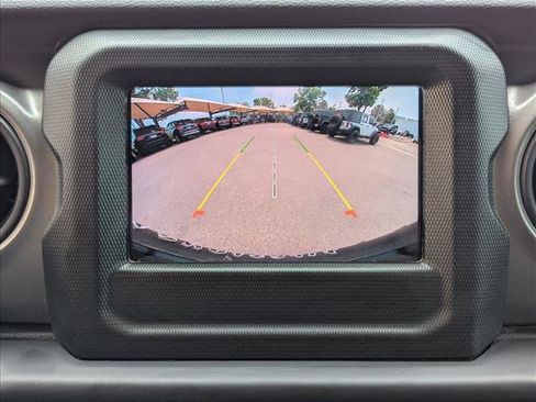 Used 2023 Jeep Wrangler Unlimited w/ Cold Weather Group AWD/4WD image 13