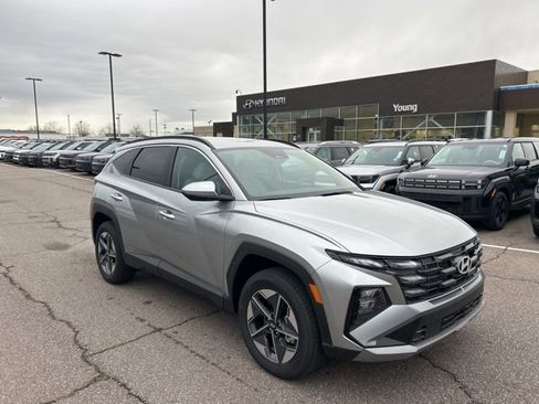 New 2026 Hyundai Tucson SEL image 3